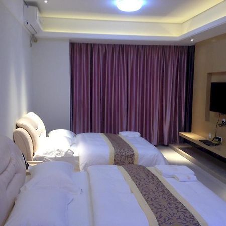 גואנגג'ואו Yichao Apartment Hotel מראה חיצוני תמונה