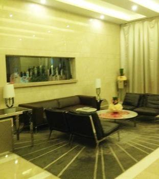 גואנגג'ואו Yichao Apartment Hotel מראה חיצוני תמונה