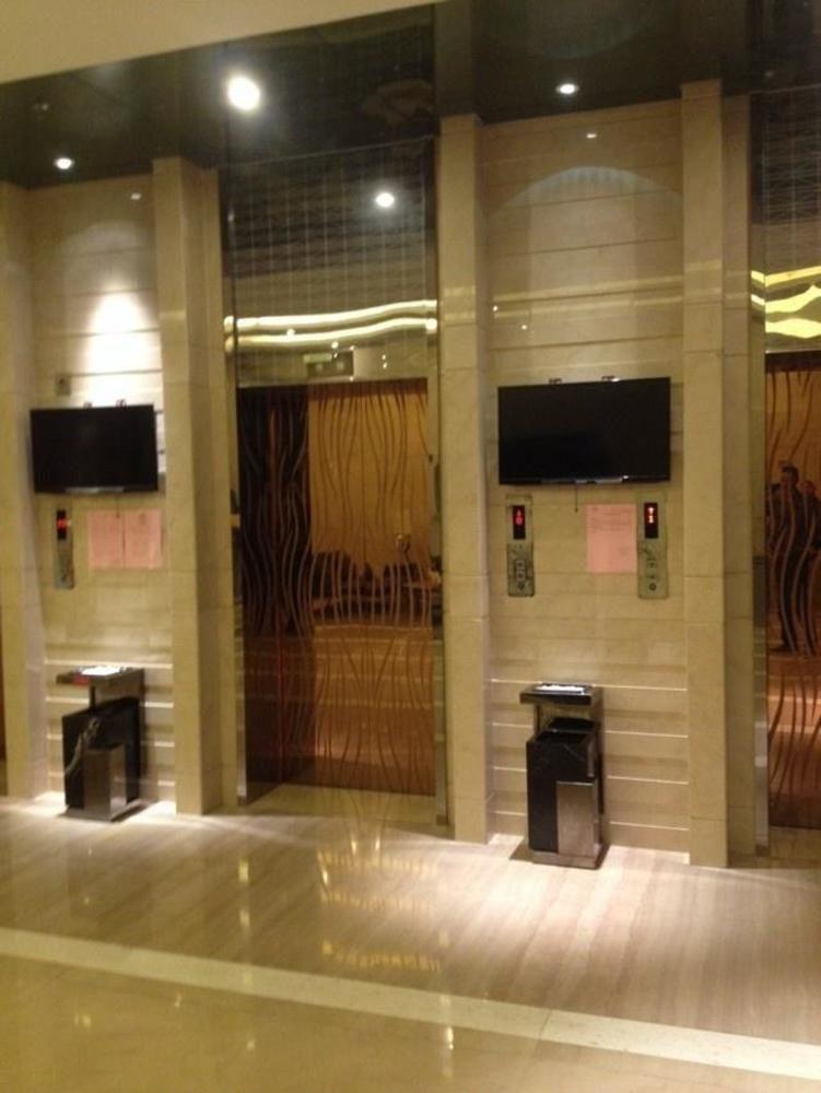 גואנגג'ואו Yichao Apartment Hotel מראה חיצוני תמונה