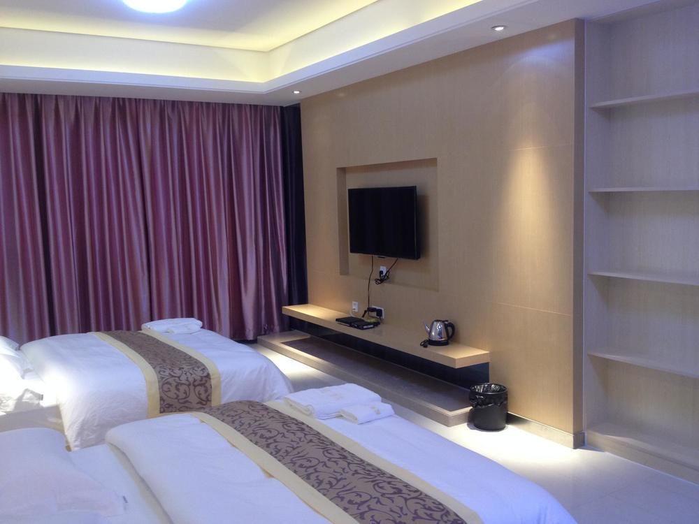 גואנגג'ואו Yichao Apartment Hotel מראה חיצוני תמונה
